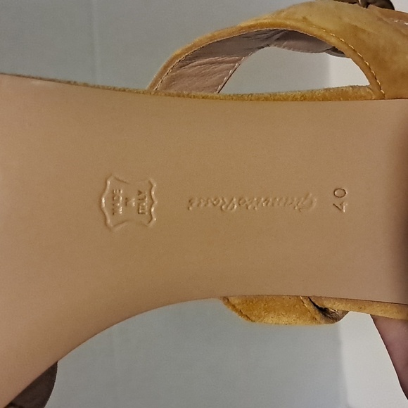 Gianvito Rossi Mustard Yellow Suede City Block Heel Sandals 40/9 NWOT - Picture 7 of 12